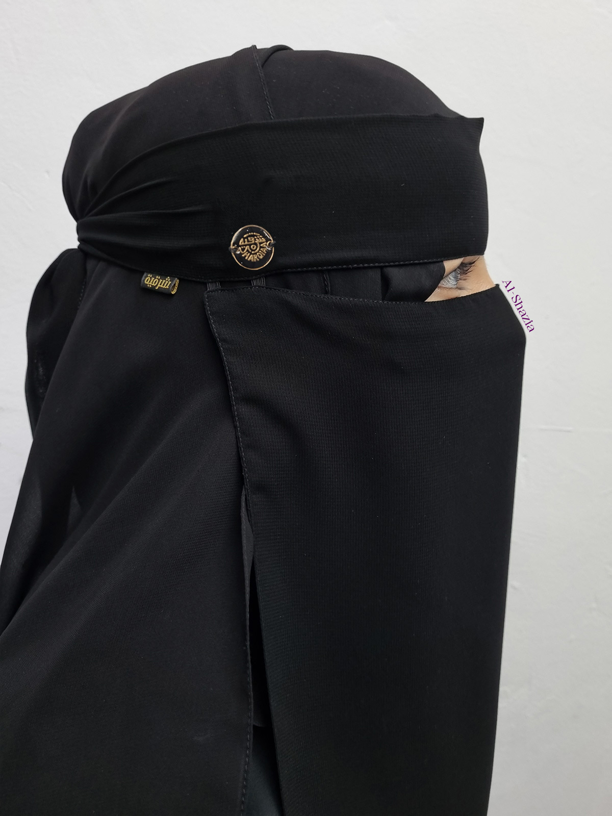 color tie with burgundy shirt